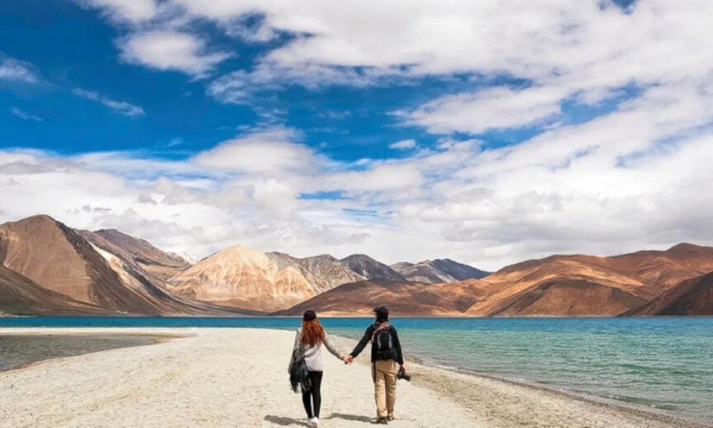 ladakh travel contact number